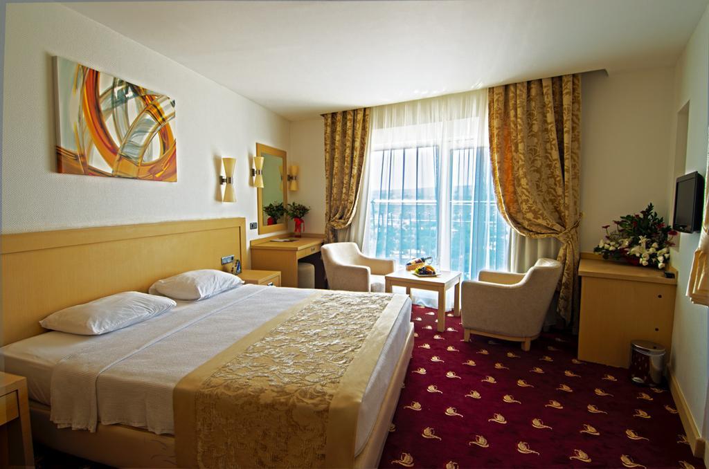 Lamos Resort Hotel & Convention Center Kumkuyu Εξωτερικό φωτογραφία